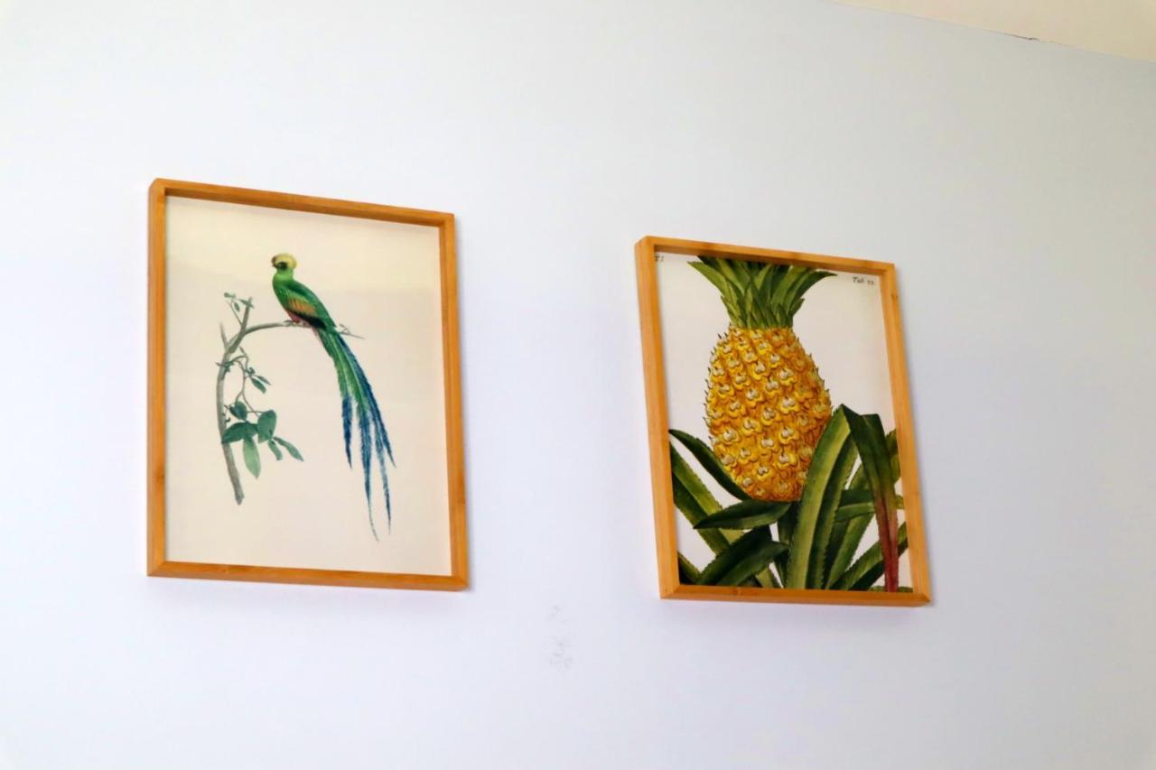 Trendy Urban Industrial Apartment - Great Location - Parking - Fast Wifi - Smart Tv - Beautiful 2 Double Bedroom Apartment Sleeps Up To 4! ボーンマス エクステリア 写真